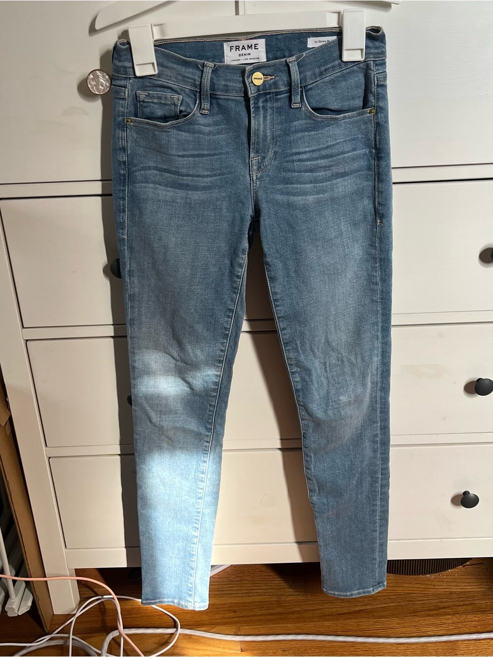 Frame Denim Light Wash Skinny Jeans for Women